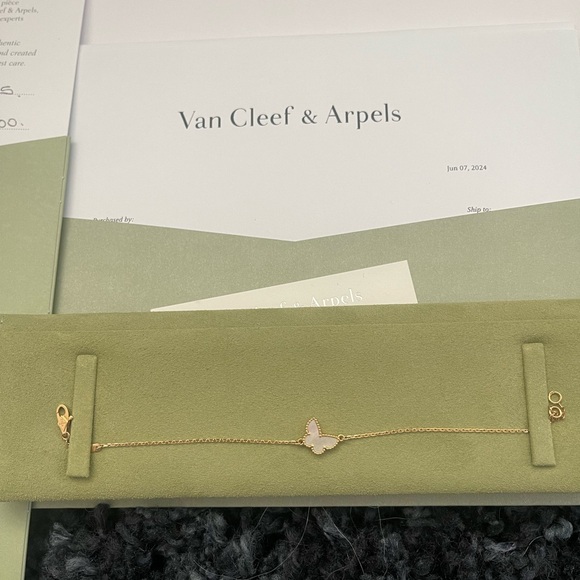 Van Cleef butterfly sweet Alhambra bracelet - Picture 3 of 8